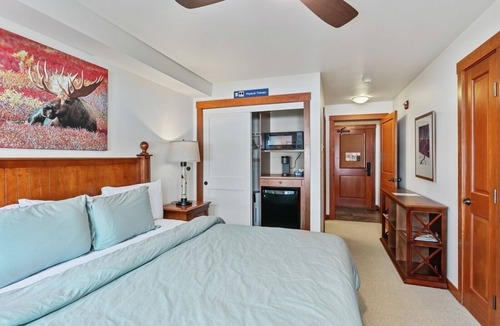 Salt Lake Mountain Resorts Cabin | NEW! 1311B - King Standard Eagle Springs West