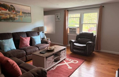 South Yarmouth House | New 2 bedroom Cape Cod Vacation Rental 9 mins to the beach!