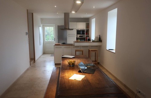 Thury House | NEW 2016: BEAUTIFUL, FULLY RENOVATED FARMHOUSE 150M2, NEAR BEAUNE, WINEYARDS, A6