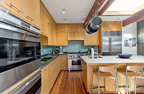 Wellfleet House | New 2026 Modern Outer Cape Home with a Heated Indoor Pool