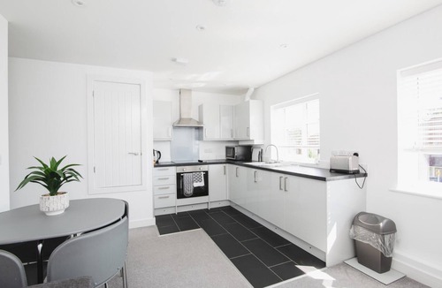 Didcot Apartment | NEW 2BD Pontact Flat in the Heart of Didcot
