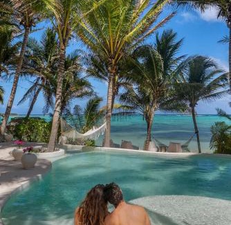 Soliman Bay Villa | New 3BR Private Beachfront Villa with Pool at Soliman