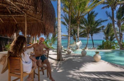 Soliman Bay Villa | New 3BR Private Beachfront Villa with Pool at Soliman