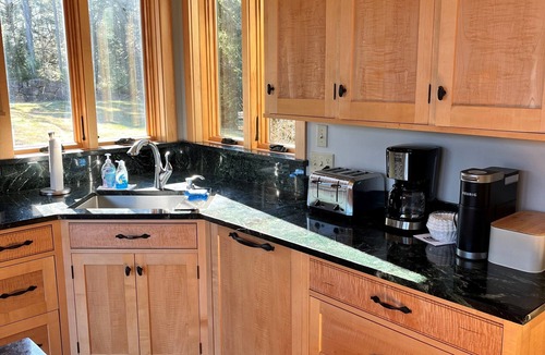 Carroll County Ski Chalet | NEW 4 bedroom mountaintop chalet just above North Conway, ideal location.