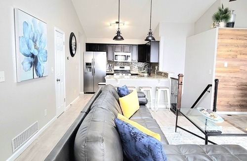 Arvada House | NEW 6bdrms, 6baths; Near Dining, Shops, & Shops. Great for Red Rocks & Downtown!