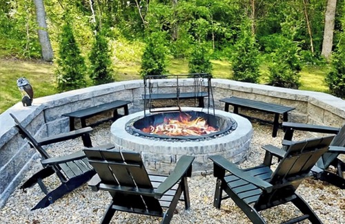 French Lick House | New 6BR Retreat near Patoka Lake, Sleeps 14, Fire Pit