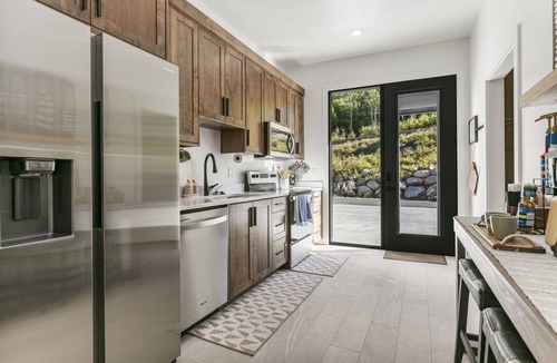 Salt Lake Mountain Resorts House | NEW! 9005B - Luxury Two Bedroom + Den
