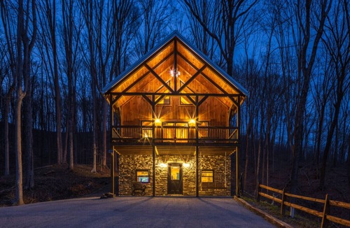 Hallsville Cabin | New Amish built cabin opening up March 14, 2025 near Hocking Hills/Tar Hollow St.Forest