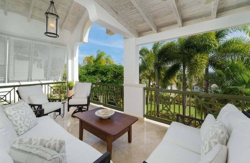 Merlin Bay House | New and Modern Villa with Private Poool - Sugar Cane Ridge 3