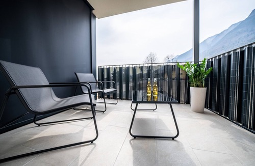 Caldaro Sulla Strada del Vino Apartment | New apartment directly at the Mendelbahn valley station