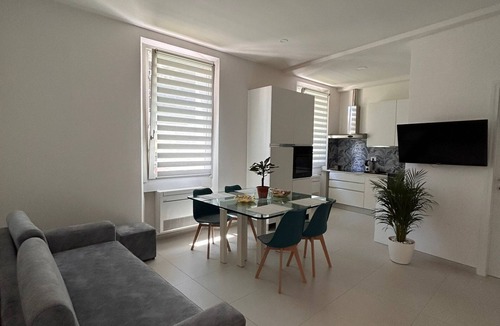 Isolotto Apartment | new apartment