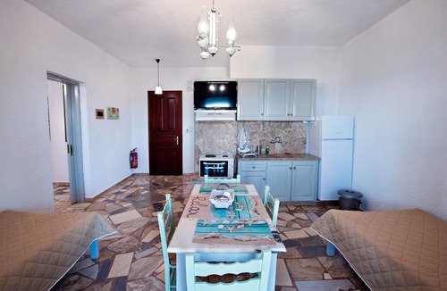 Ferma House | New Aurora Apts Studios