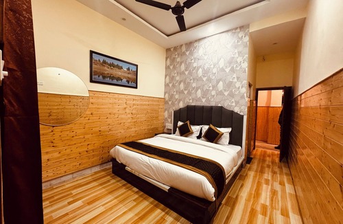 Sitapur Hotel | New Basera Hotel