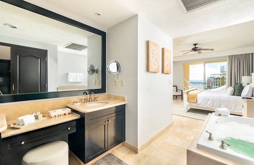 Playa Mujeres Resort | NEW! Beautiful 2BD Beach Getaway!