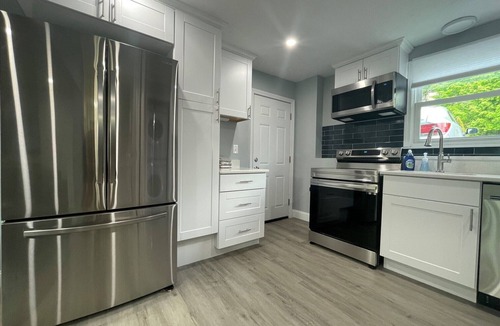 Worcester Apartment | NEW Beautiful 2BD Condo near Hospitals | HBHS