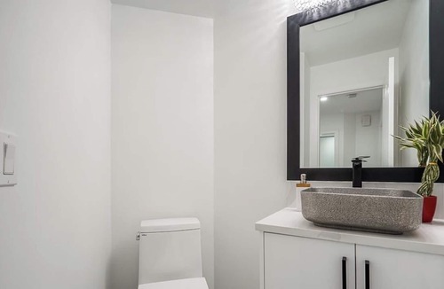 East Newton North House | NEW Beautiful Chimney Hill Home in Surrey BC Pet Friendly