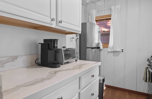 Big Bear City Cabin | New: Big Bear Mountain Retreat w/Hot Tub