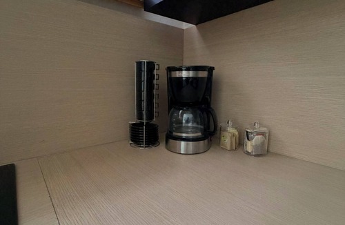 Sabana Abajo Apartment | NEW BOHO efficiency-8min. SJ Airport/Parking/Patio