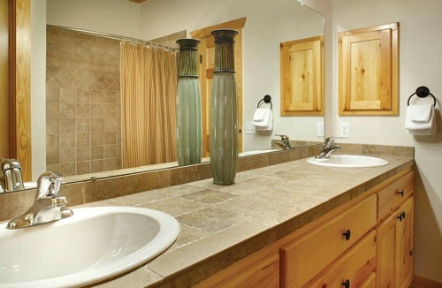 Gruene Resort | New Braunfels | Friends River Escape | Pool + River | 2BR