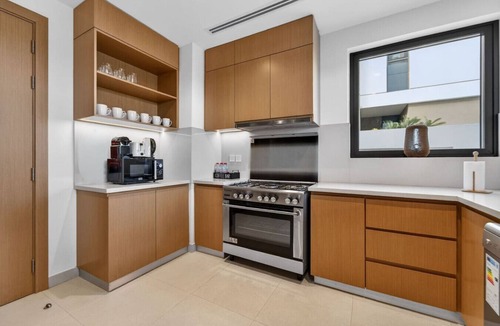Discovery Gardens House | New, Bright & Modern 4BR Villa in Tilal Al Furjan
