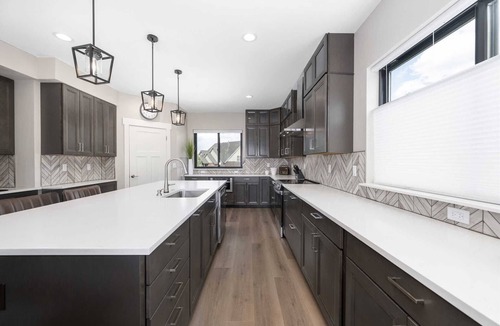 Grand Elk Ranch House | New built, stunning home with Hot Tub, 5/4, near Granby Ranch - sleeps 16