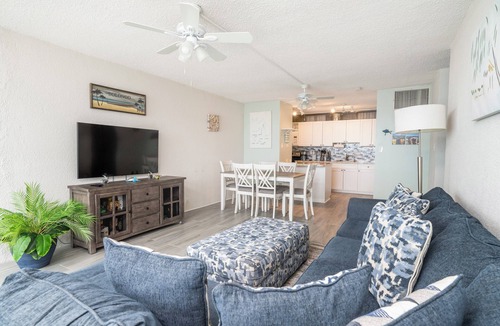 Green Cay Plantation Condo | New central located 2BR/3BD/2BA condo gated community with 2 pools & pickleball