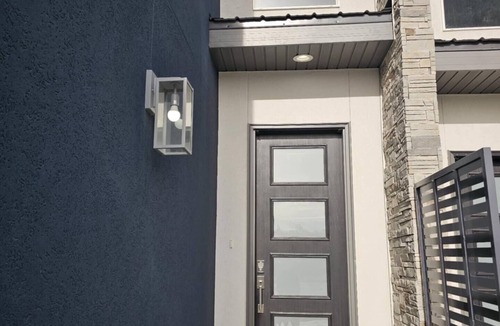 Elko House | New! Centrally located. Easy to access.