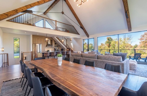 La Conception House | NEW! Chalet Arendelle | 5 Bedrooms | Private Hot Tub | Secluded Luxury Chalet