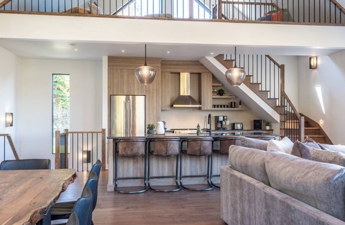 La Conception House | NEW! Chalet Arendelle | 5 Bedrooms | Private Hot Tub | Secluded Luxury Chalet