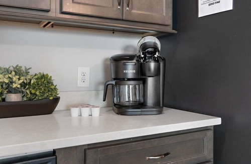 Murfreesboro Apartment | *NEW* Charm on Church ~ Cozy, Modern, Downtown Apt