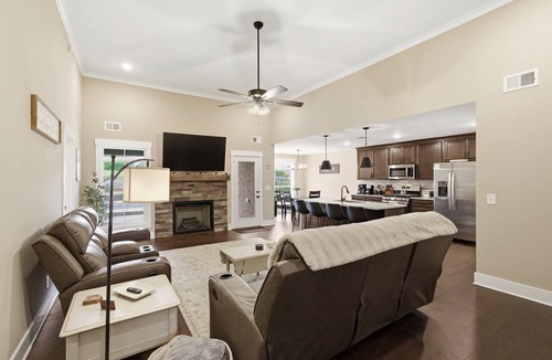 Clarksville House | NEW! Clarksville Family Basecamp w Fireplace & Hot tub