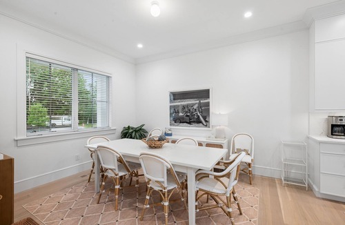Westhampton Beach House | New Construction 6-bed walk to Westhampton Beach train station for US Open