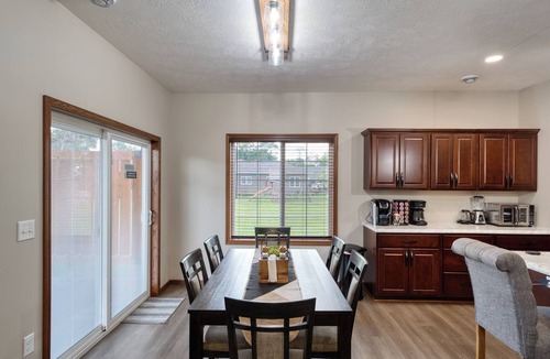 Sioux Falls House | NEW Construction 2 luxurious KING suites STAY July 5 &6 voted #1 in Sioux Falls