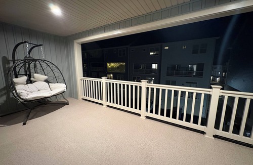 Arcola House | New Construction 3-bedroom townhome in lovely Dulles with AC and comfort
