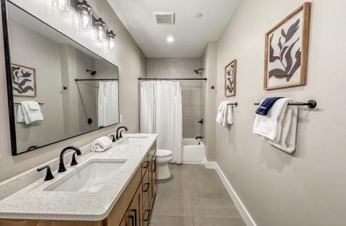 Swanton House | New Construction 7 bedroom luxury lakefront home in golf neighborhood