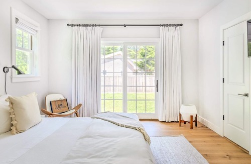 Amagansett North House | New Construction, Ideal for Entertaining, Large Pool and Backyard, Close to.