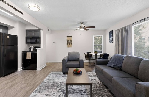 Columbia Apartment | New Convenient Getaway near USC & Riverwalk Trails