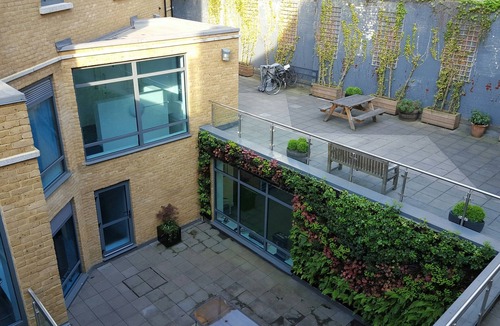 Newington Apartment | NEW cosy 1 Bed Apartment moments from Waterloo and Southwark