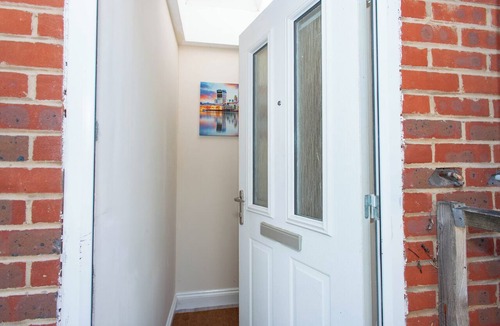 London Borough of Bromley Apartment | *New* Cosy & Contemporary Studio 1