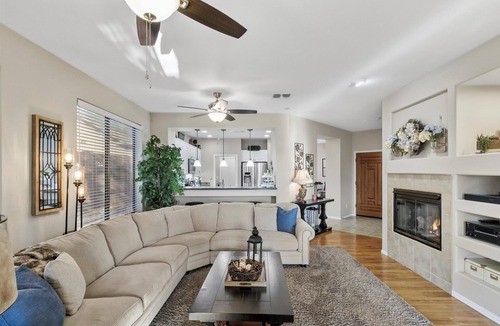 Anthem Country Club House | New! Country Club | Comfortable Living Space | Seasonal Stays | Pets Ok!