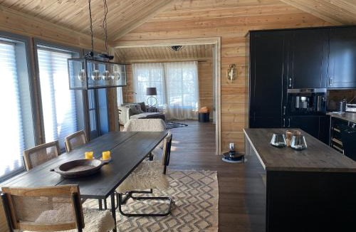 Al Municipality House | New, cozy, and comfortable cabin in Geilo