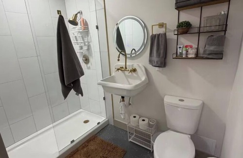 Turner Park House | NEW! Cozy Quiet Studio-Walk to Route 66-Safe Area