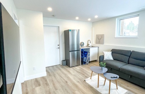 Merritt House | New Custom Waterfront House at Nicola Lake near Merritt, Kamloops & Quilchena