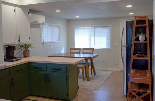 West Eugene Cottage | NEW DOWNTOWN COTTAGE- Near U of O Campus