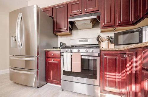 Lutherville Timonium House | NEW Elegant Home with Gated Yard and Playground