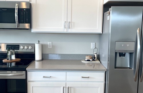 Draper House | New & Elegant Modern Townhome