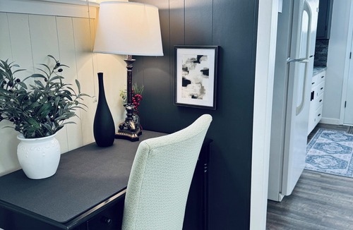 Grawn Cottage | New ~ Enchanting modern cottage tucked away in the trees. Heavenly Kingsize Bed.