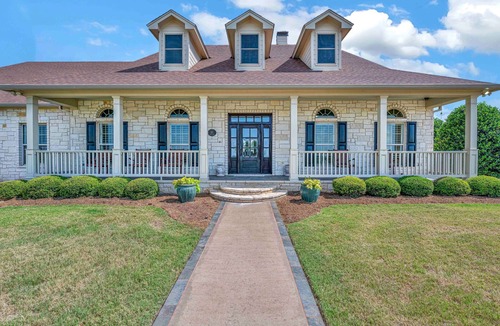 Lorena House | New Epic House-pool-theatre-hot Tub-game Room
