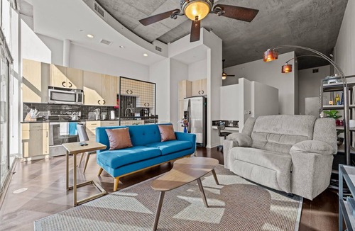 LoDo Condo | New! Executive Downtown Denver Condo - Amazing Views - Gym - Dog Friendly