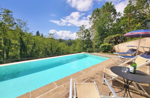 Pieve Fosciana Villa | NEW! Farmhouse & barn, private pool, mountain views, flexible changeover.